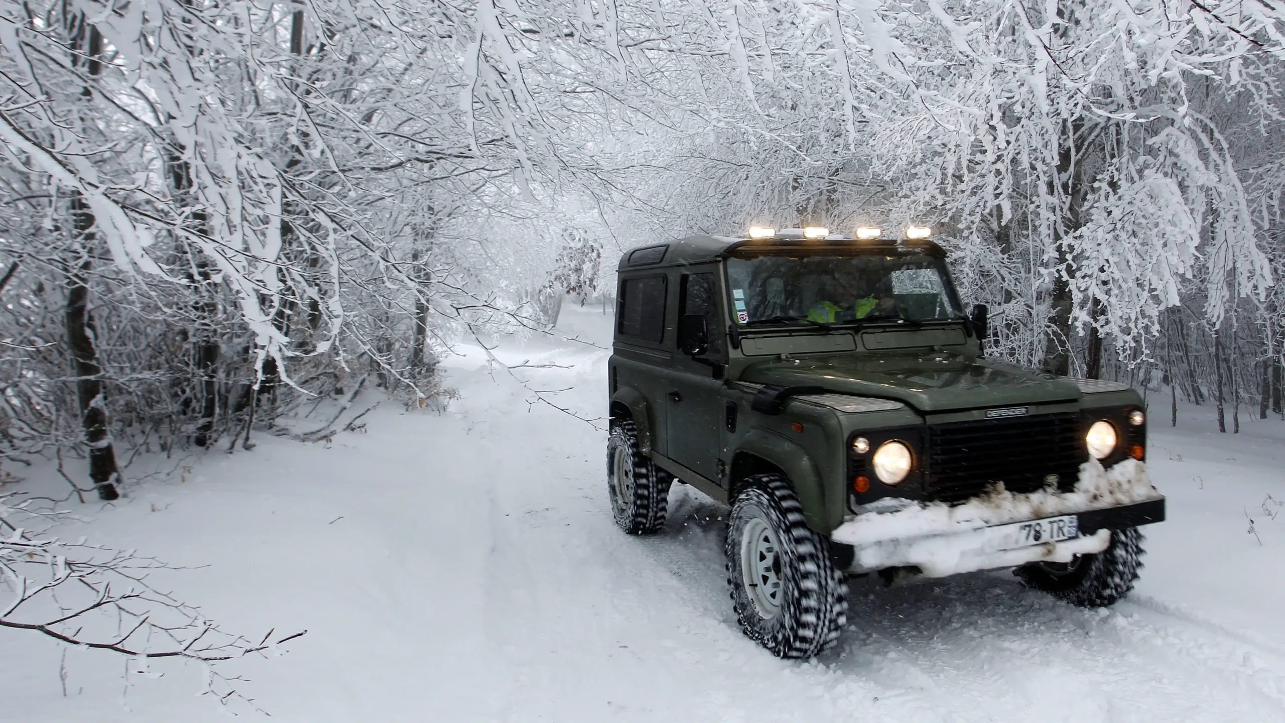 Best Vehicles for Snow: What You Need to Know Before Winter Driving